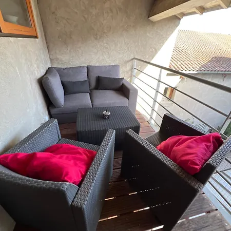 Apartamento La Mansarde De La Lône *