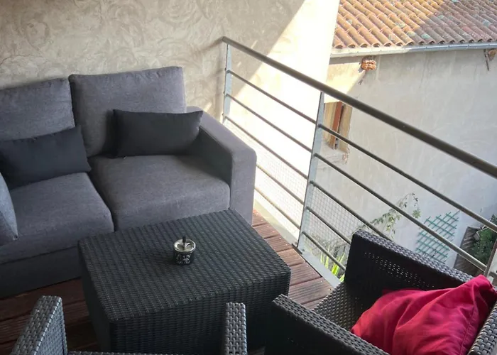 La Mansarde De La Lone Appartement